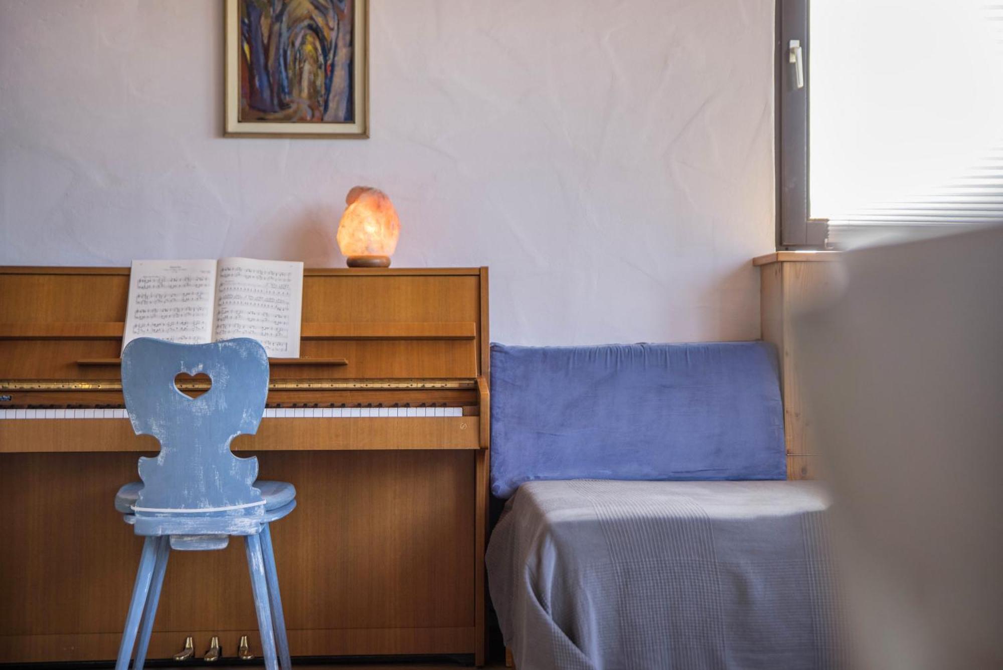 Ferienwohnung Am Samuelstein Bad Urach Kültér fotó