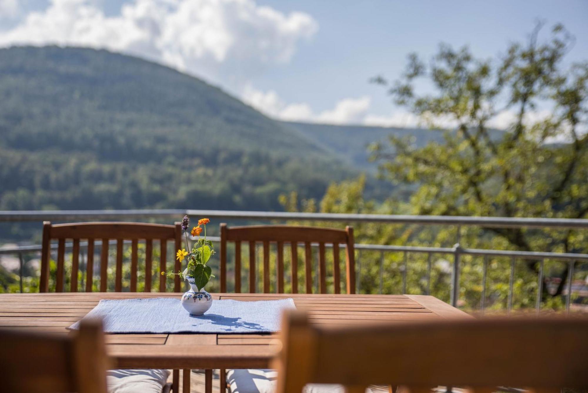 Ferienwohnung Am Samuelstein Bad Urach Kültér fotó