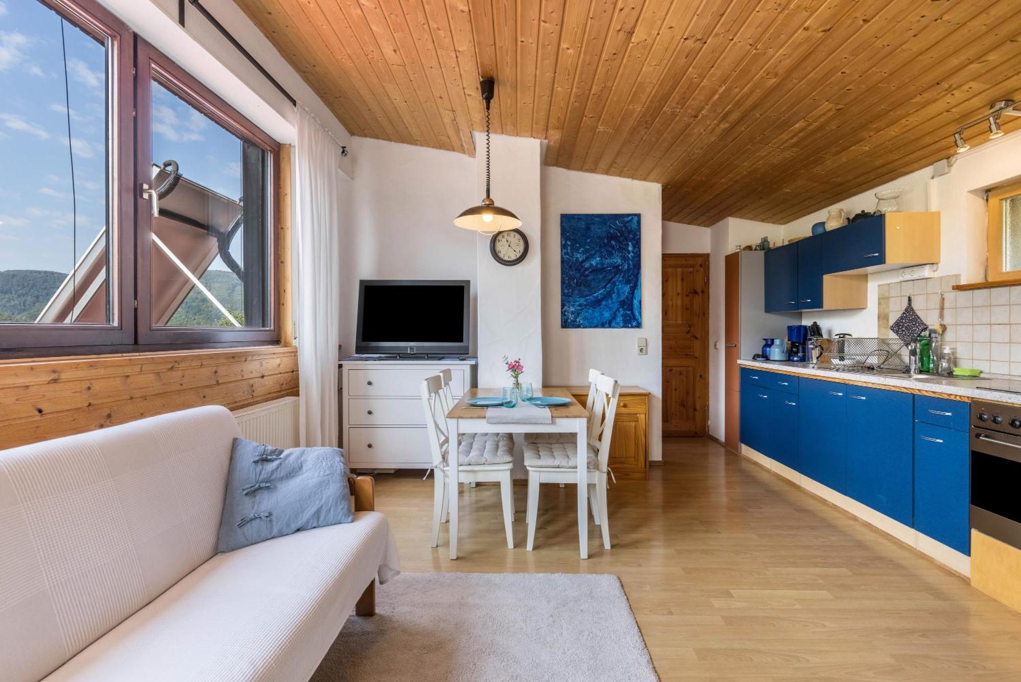 Ferienwohnung Am Samuelstein Bad Urach Kültér fotó