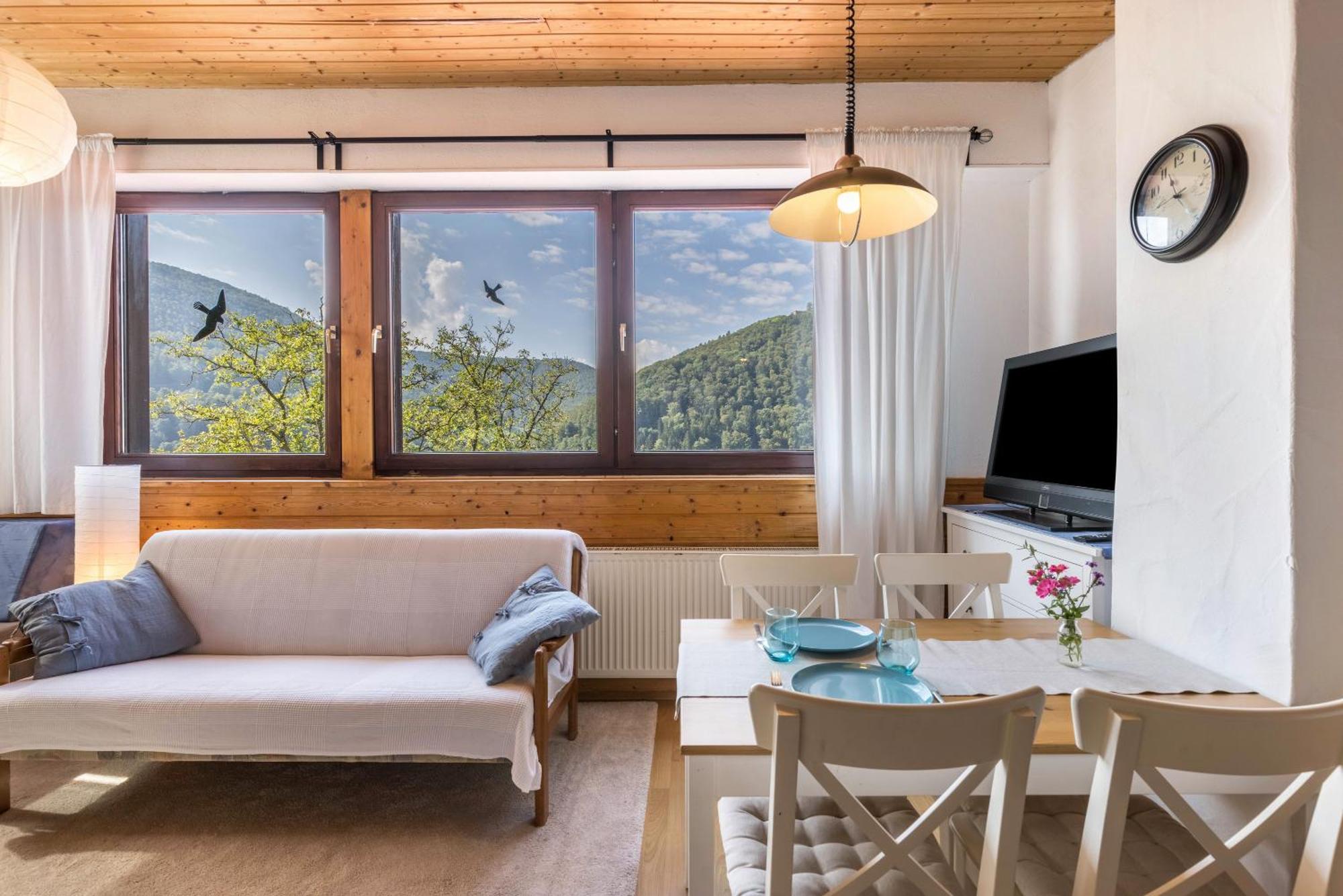 Ferienwohnung Am Samuelstein Bad Urach Kültér fotó