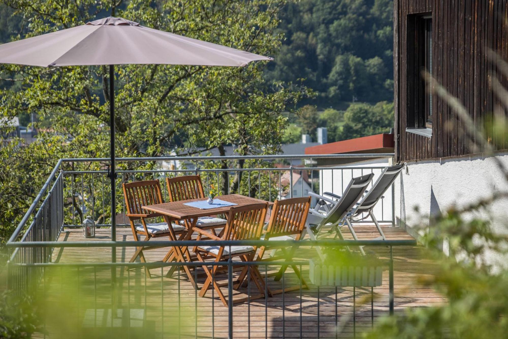 Ferienwohnung Am Samuelstein Bad Urach Kültér fotó